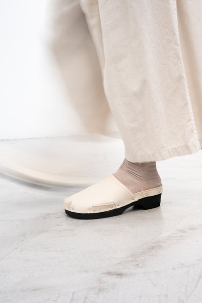 V - DONAU + Collaboration with FFWDgoods + Canvas Clogs + Natural