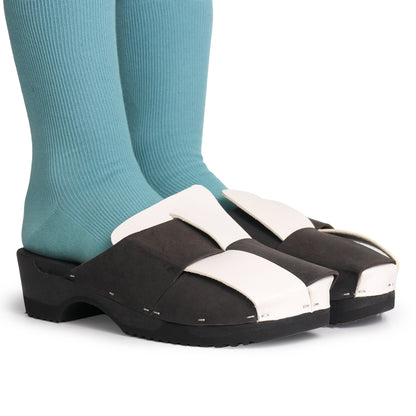 CHESS BICOLOR + Leather Dark Clogs + Black / White