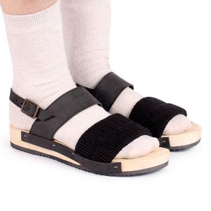 LANG KNOT STRAP + Leather Flat Clogs + All Black