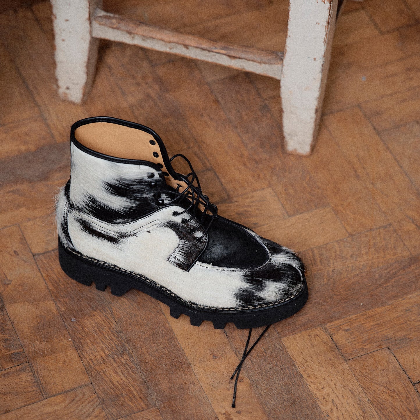 Delemont Boots Mucca + Norwegian Welted natural Leather Boots + Black White