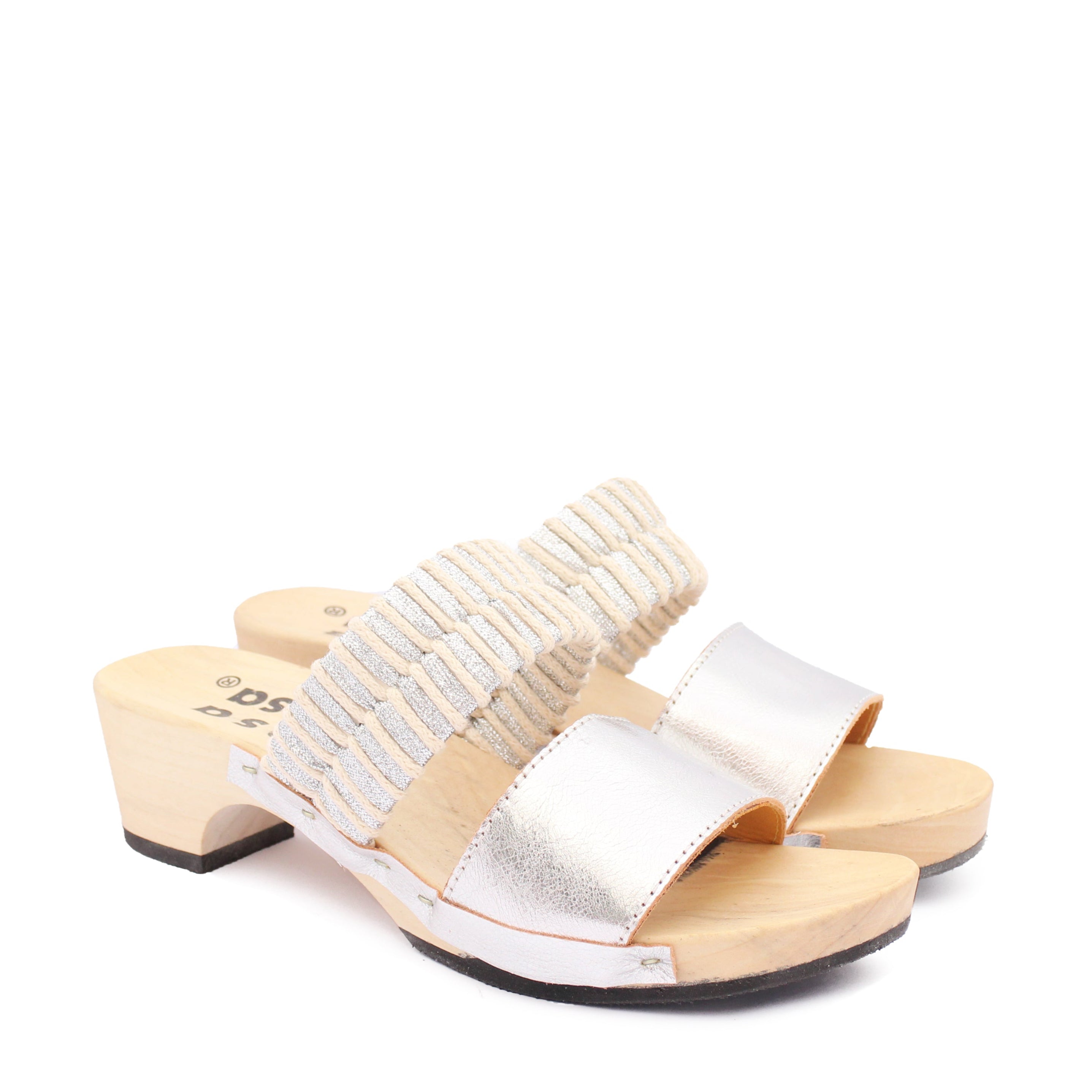 MAGO KNOT Metallic + Cotton Leather Clog Sandals + Silver / Natural